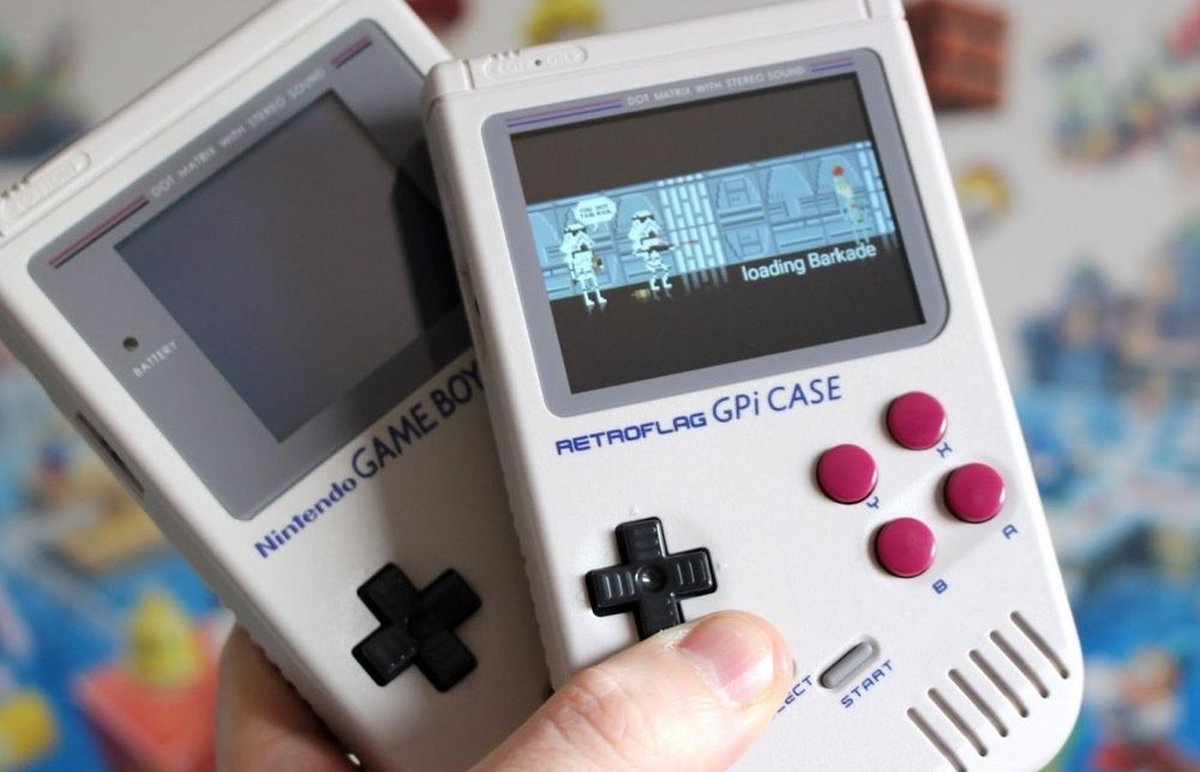 Et pourquoi ne pas redécouvrir la GameBoy avec un kit GPi Case ? © Retroflag