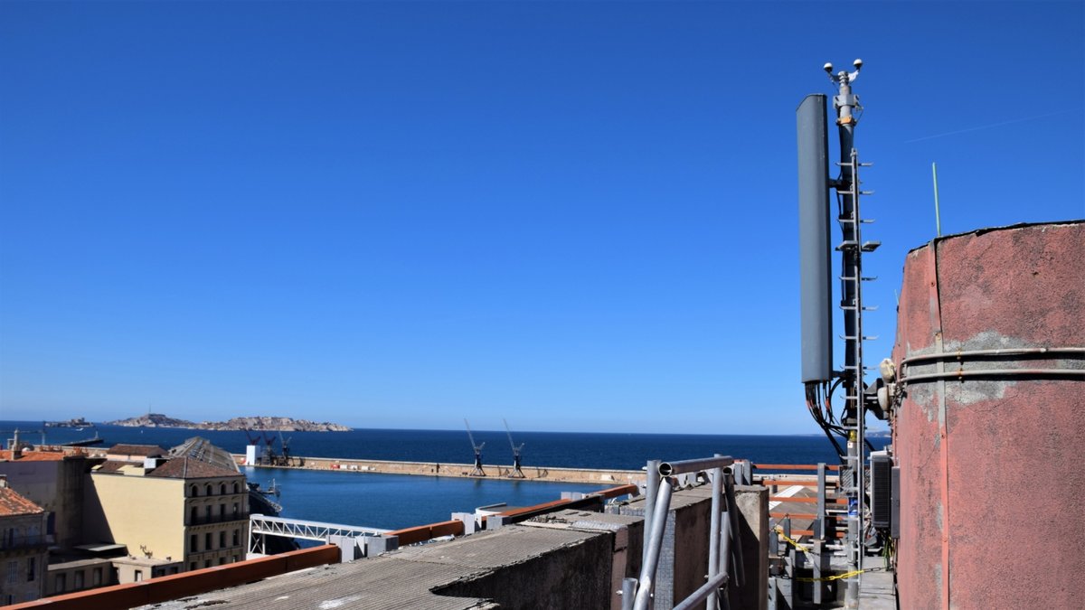 Une antenne 4G, ici à Marseille (© Alexandre Boero pour Clubic)