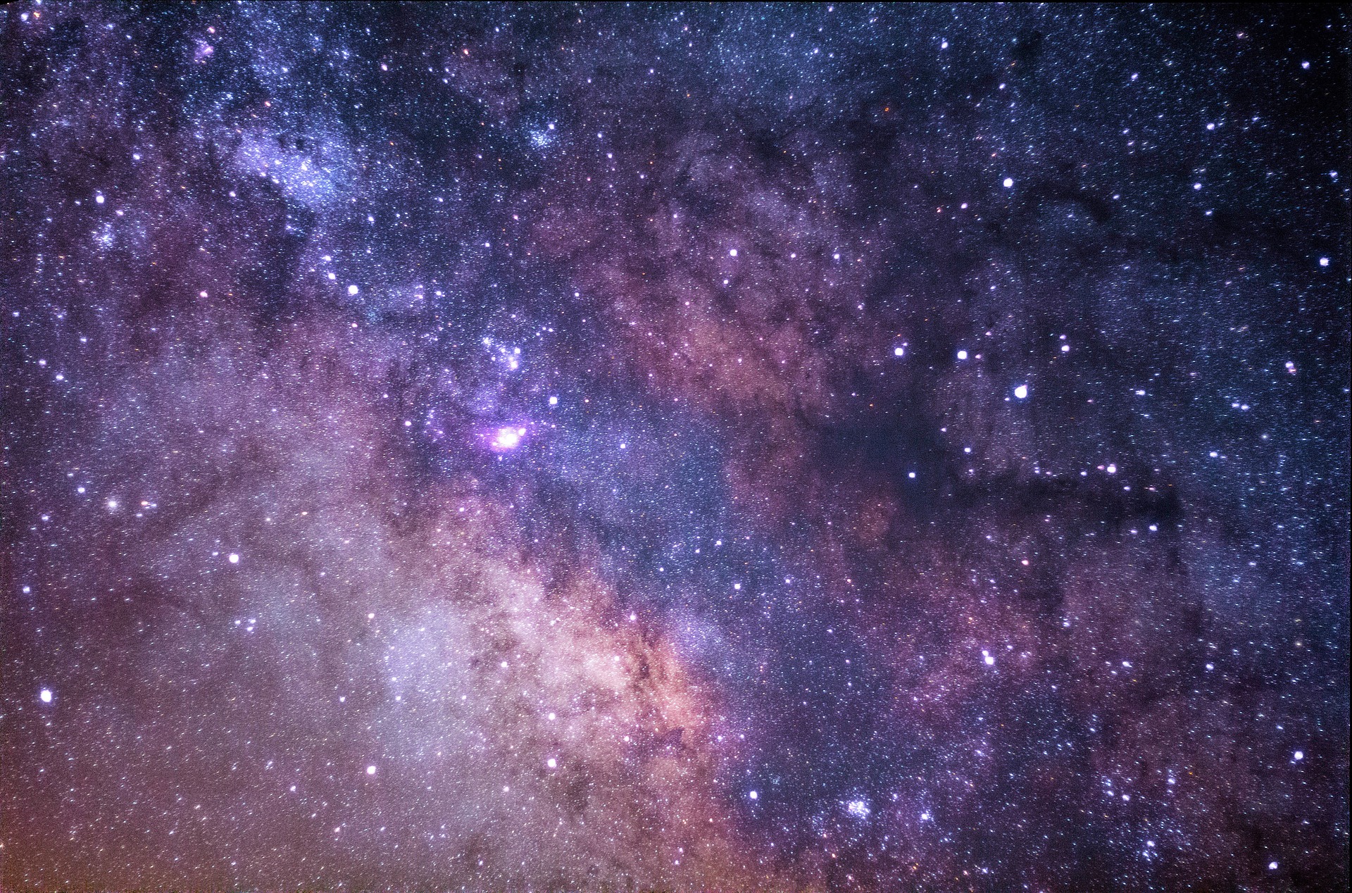 James Webb dévoile deux galaxies du premier univers, extrêmement vieilles, exceptionnellement brillantes