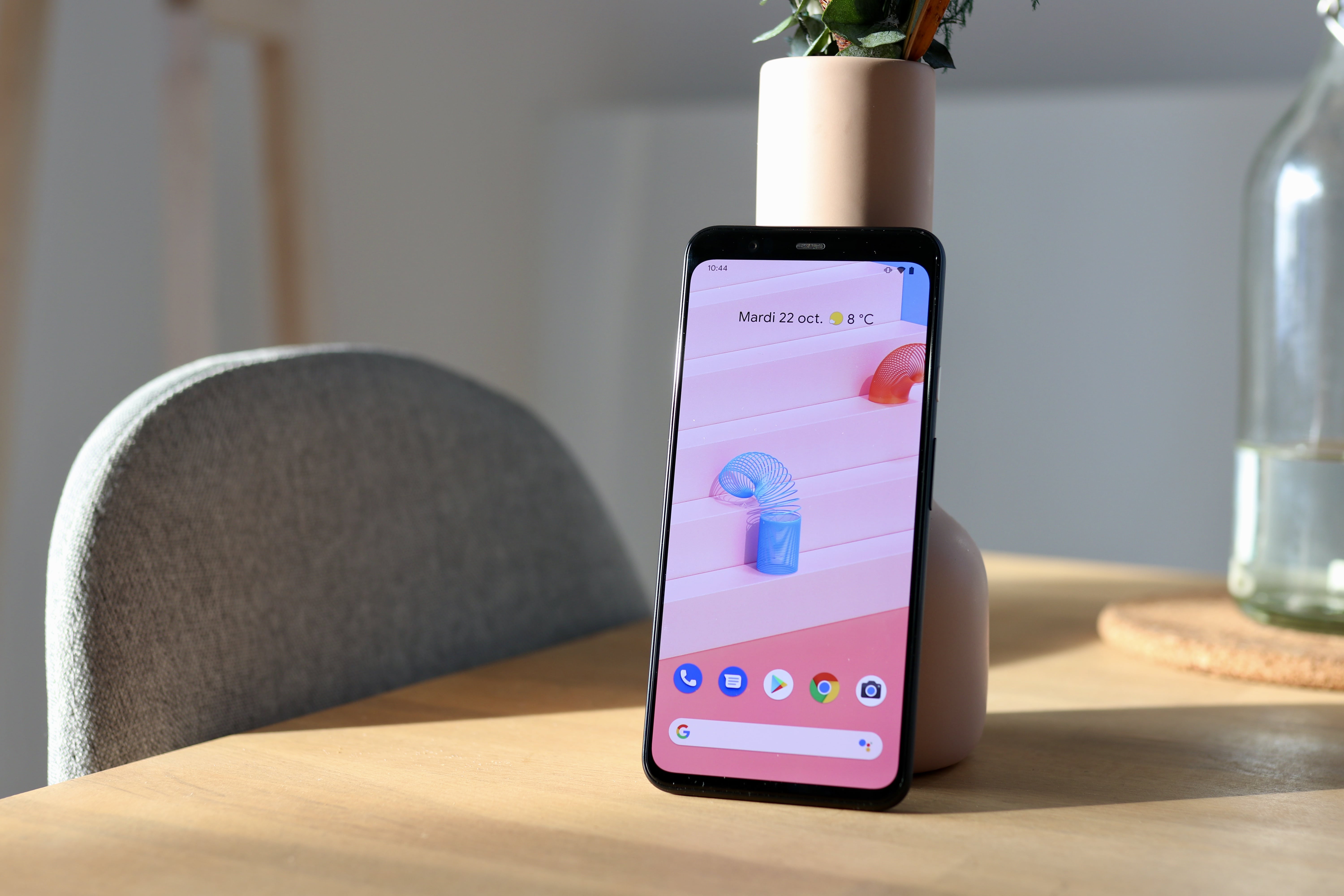 Pixel 4 : le responsable de la photographie quitte Google, et Rick Osterloh critique l'autonomie du téléphone