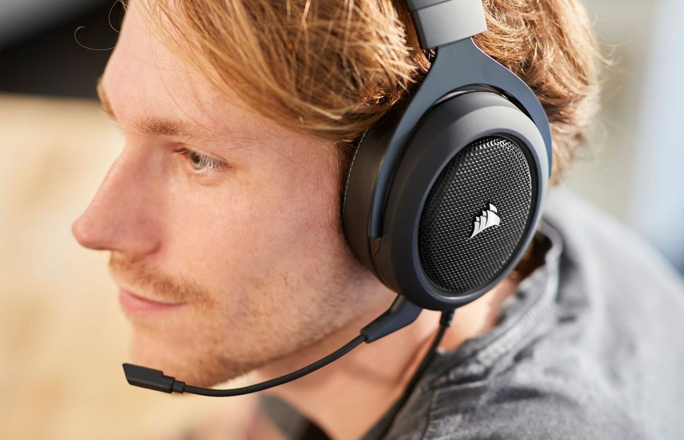 Test : Corsair HS60 Pro Surround, le casque a portée de tous ! -  HardwareCooking