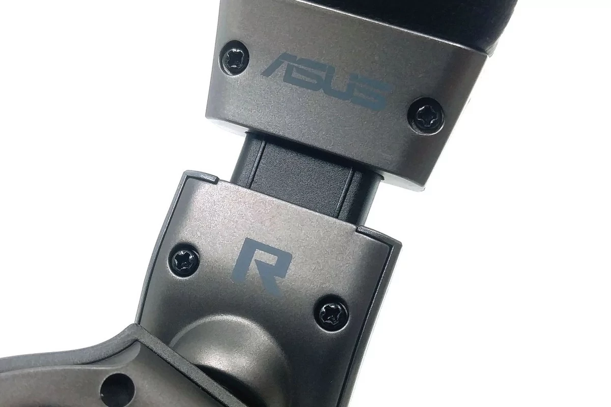 Asus ROG Delta Core_05.jpg