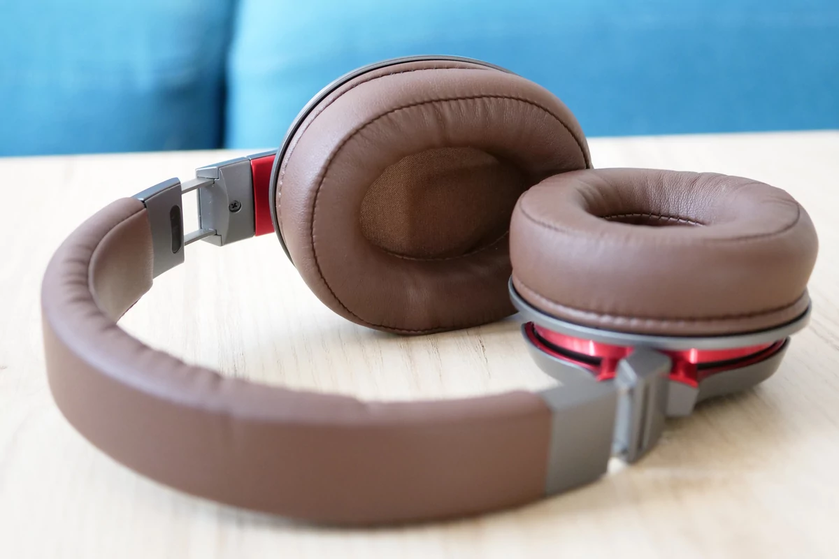 Audio-Technica ATH-MSR7b audio-technica-ATH-MSR7b-05-exterieur.jpg