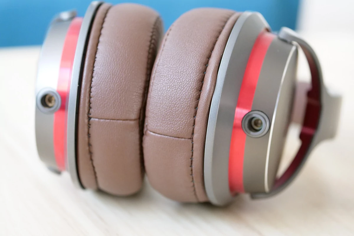 audio-technica-ATH-MSR7b-08-detail1.jpg