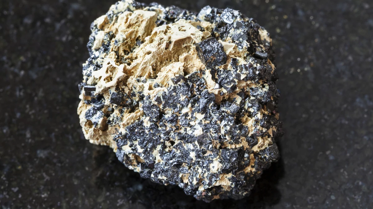 Perovskite
