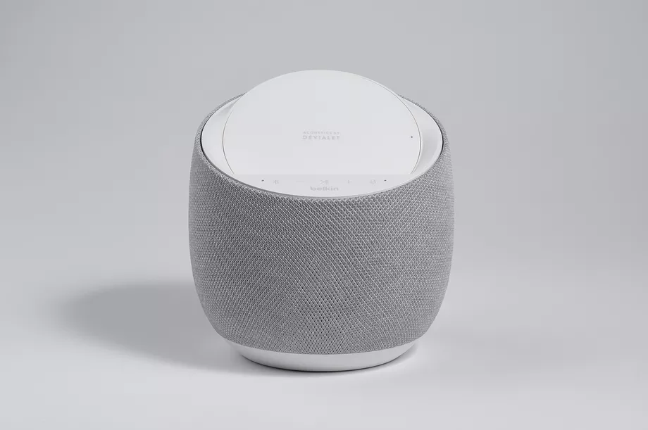 Belkin SOUNDFORM ELITE : enceinte connectée Hi-Fi avec chargeur sans fil