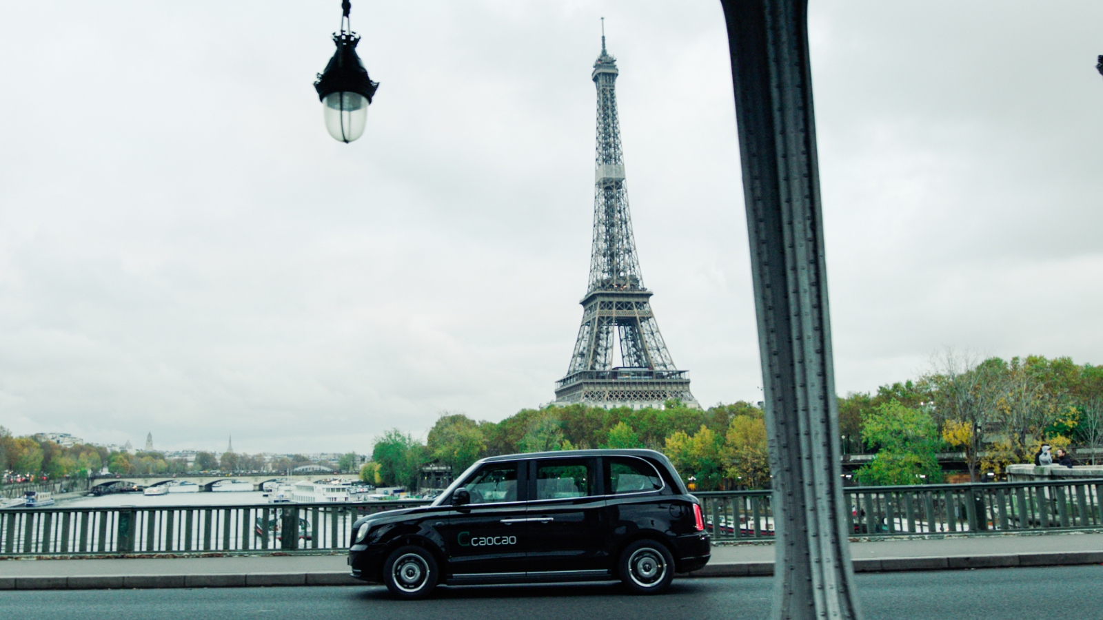 Caocao, acteur chinois de la mobilité, lance son service de VTC écologique à Paris