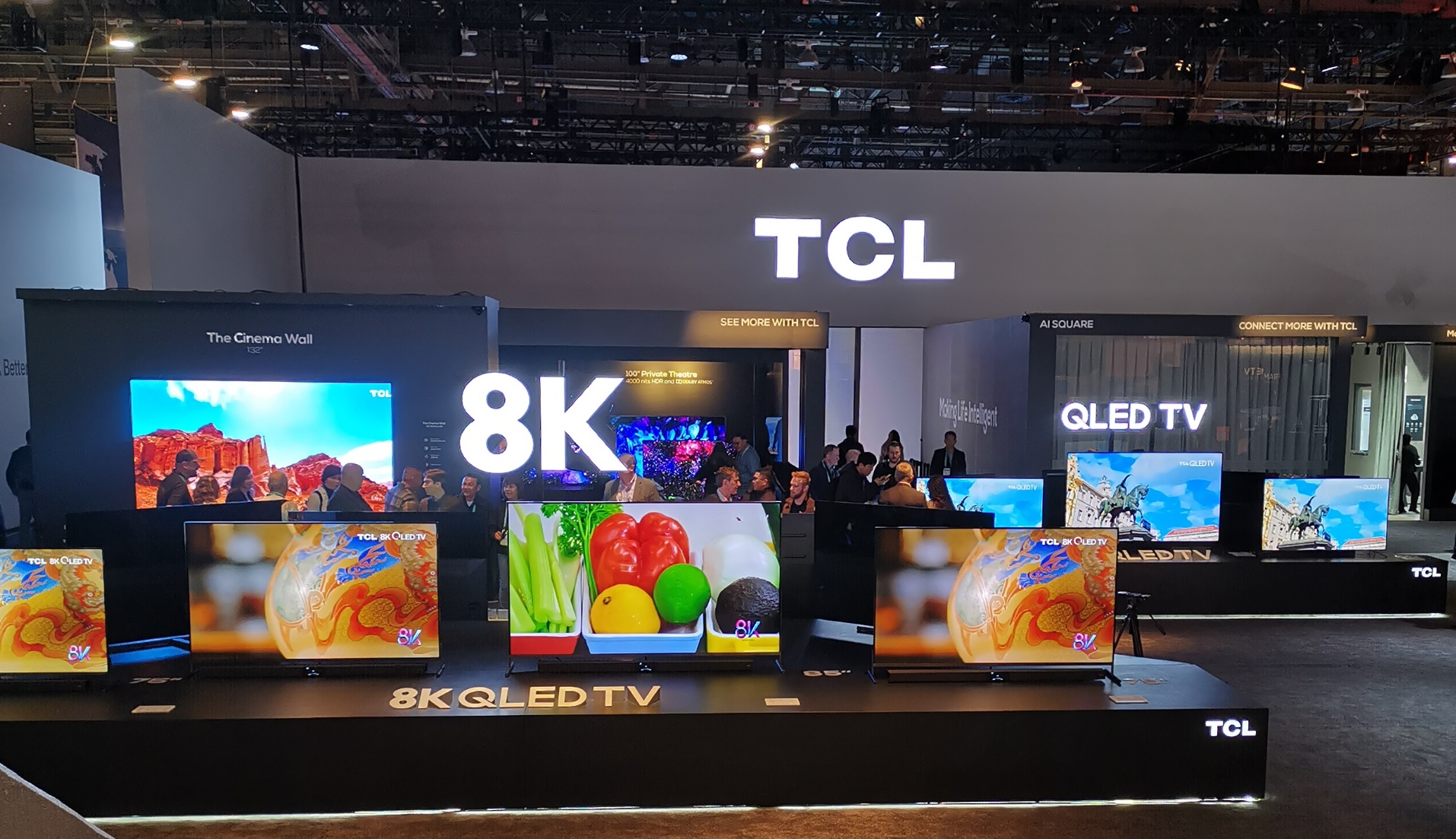 CES 2020 en vidéo : TCL étoffe sa gamme TV grâce à 3 nouveaux modèles QLED