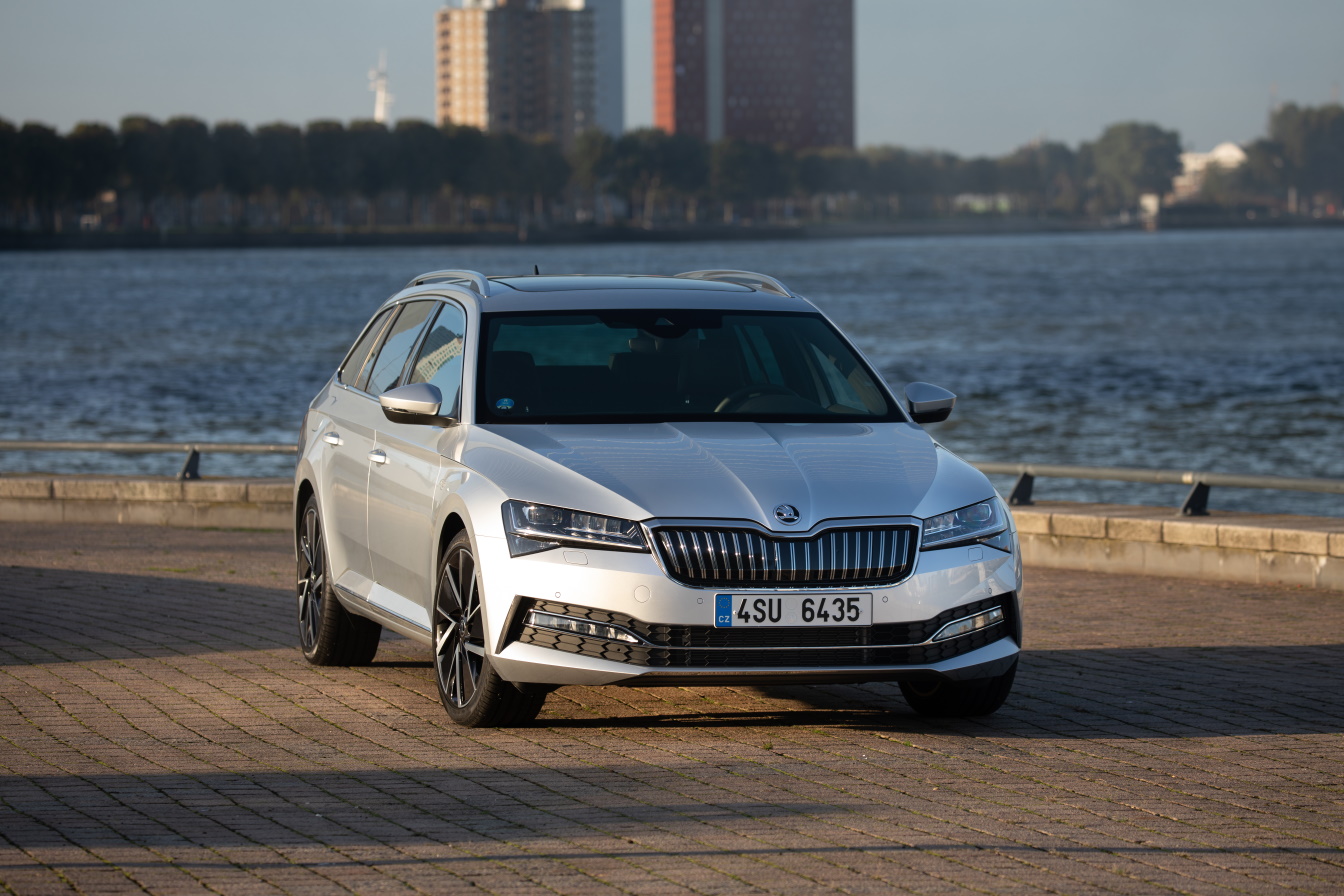 Skoda superb iv