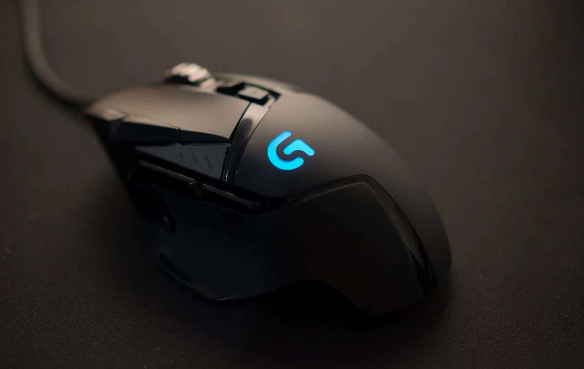 Logitech G502