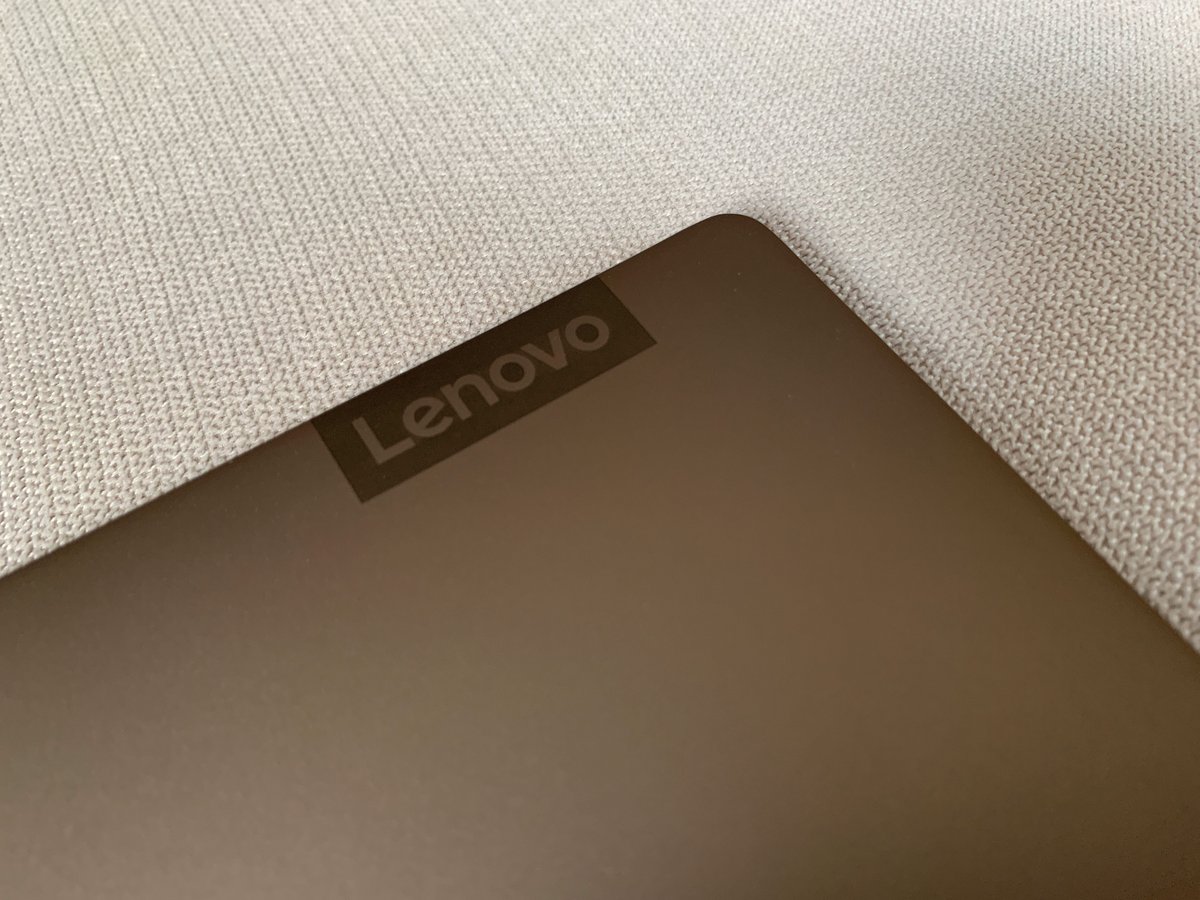 Lenovo IdeaPad S540 (10).jpeg