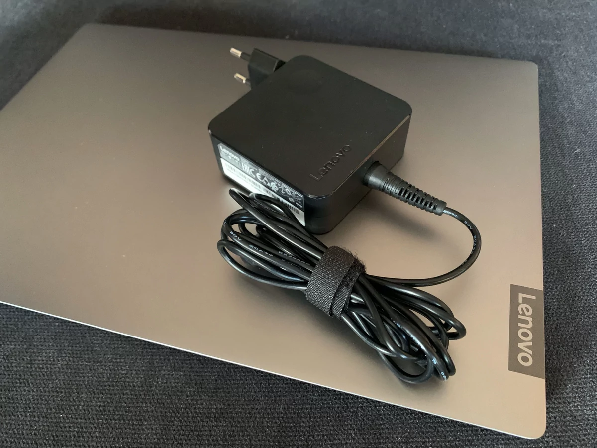 Lenovo IdeaPad S540 (13).jpeg