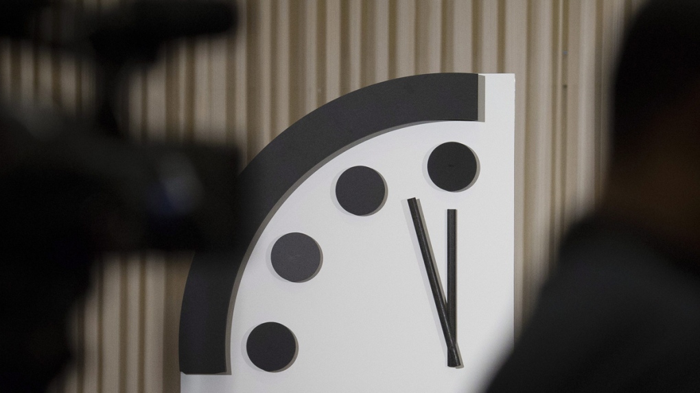 Guerre de l'info, course aux armements : l'horloge de l'apocalypse avancée à 100 secondes