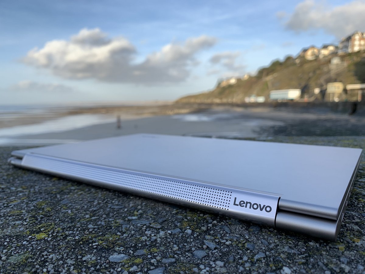 Yoga-C940-Lenovo (3).jpeg