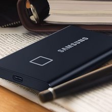 Test Samsung T7 Touch : un « doigt » de sécurité pour un SSD externe au top