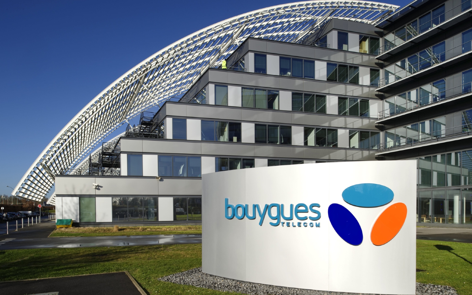 Bouygues Telecom progresse fortement sur le mobile et voit son chiffre d'affaires progresser