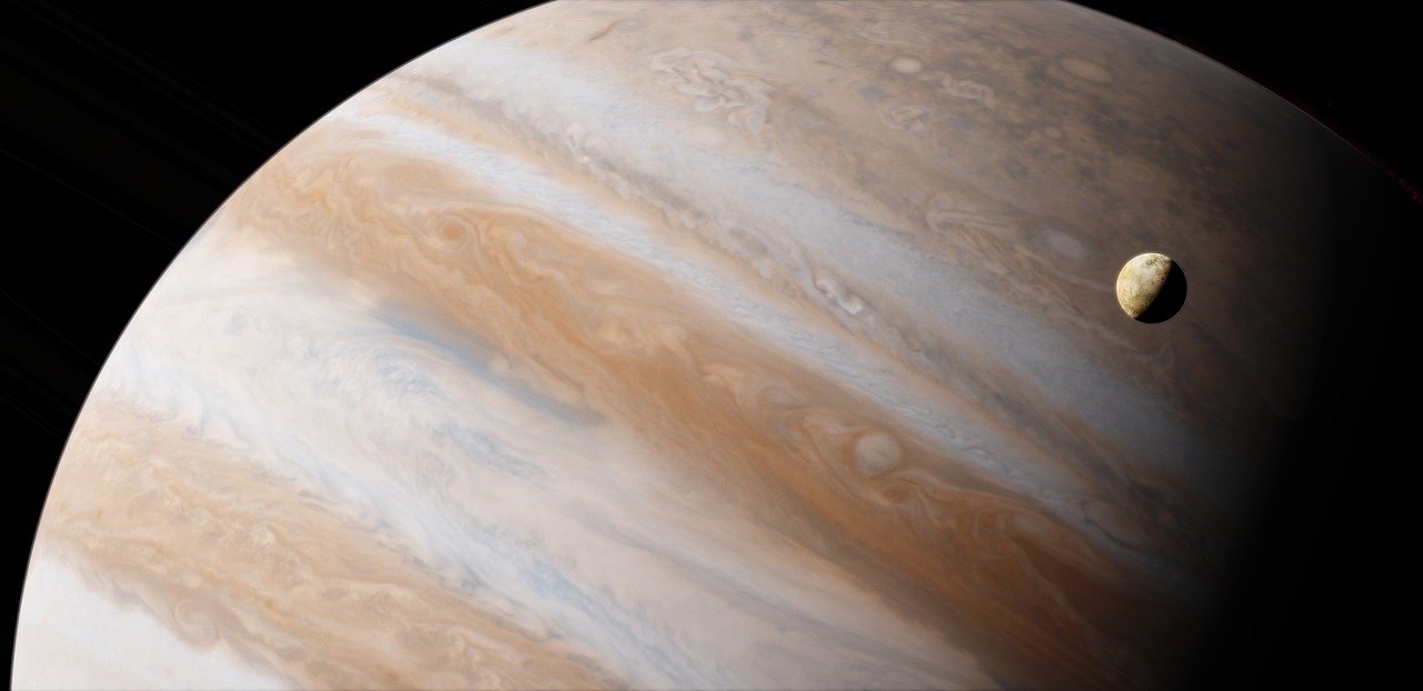 Il y a plus d'eau sur Jupiter qu'on ne le pensait, rapporte la sonde Juno