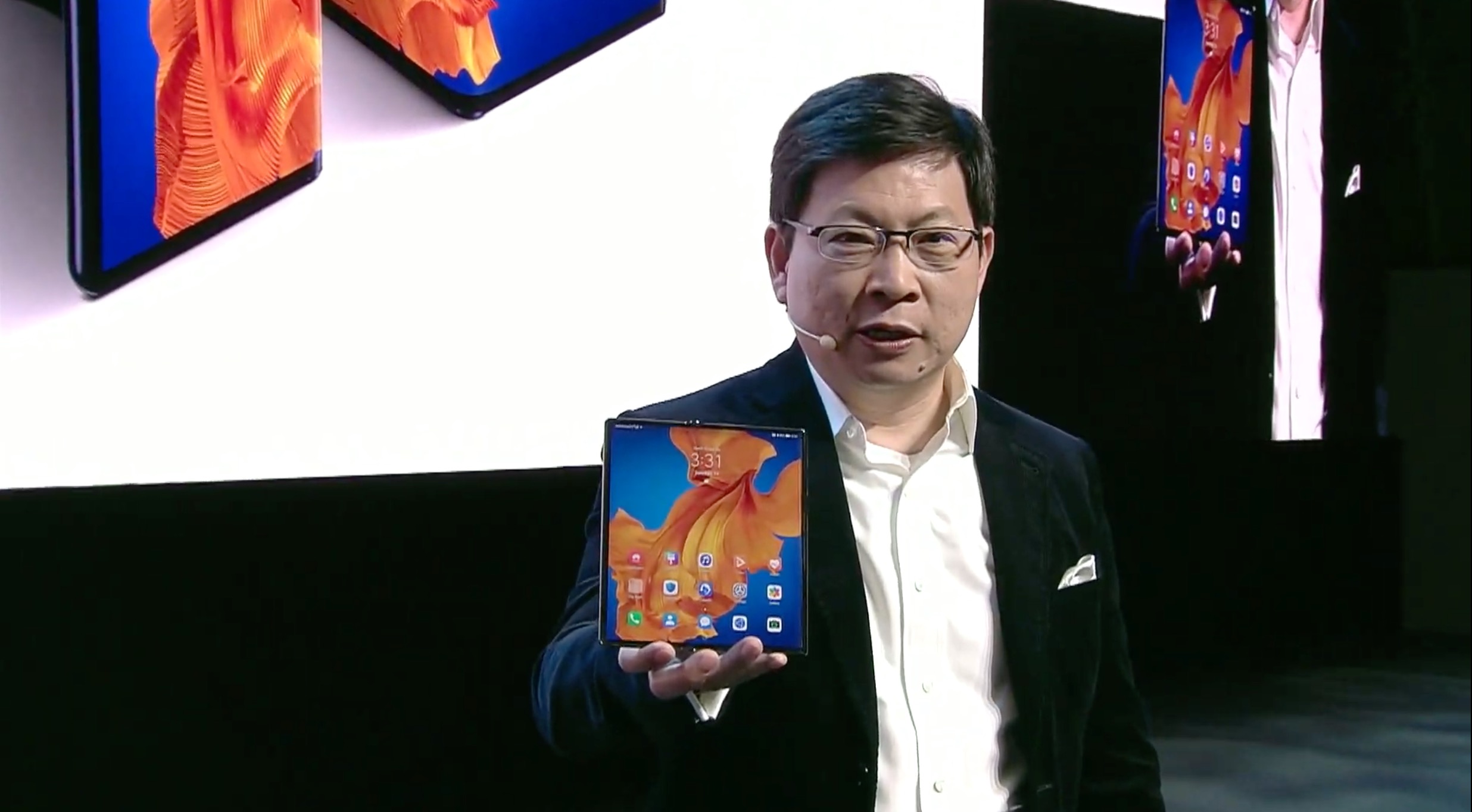 Huawei présente le Mate Xs : son smartphone pliant sera disponible en mars pour 2499¬