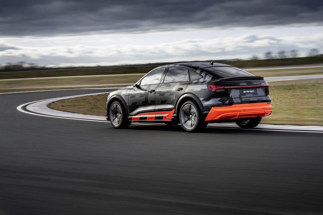 Audi etron S