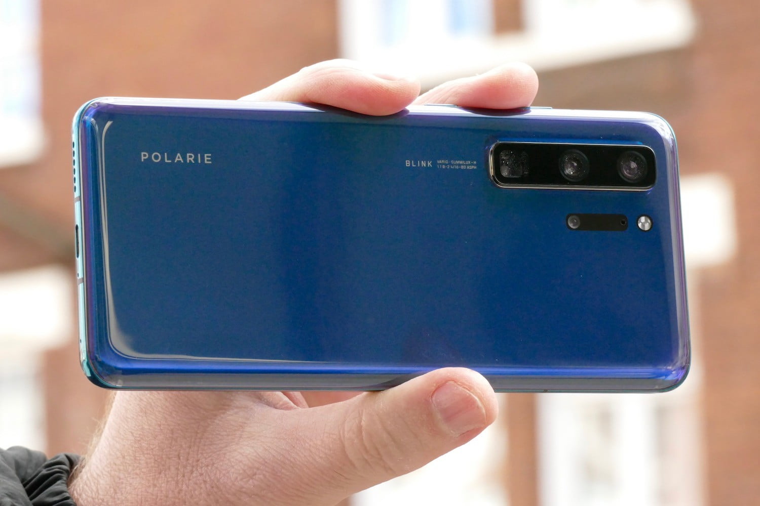 Huawei : le P40 ressemble trait pour trait... au P30 Pro