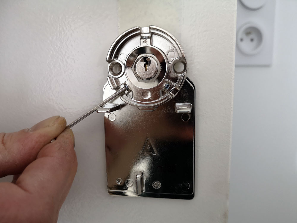 installation-serrure-nuki-smart-lock-2.0.jpg