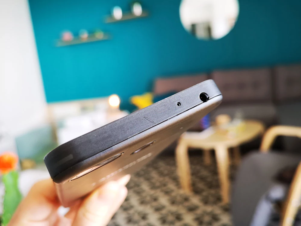 prise-casque-fairphone-3.jpg