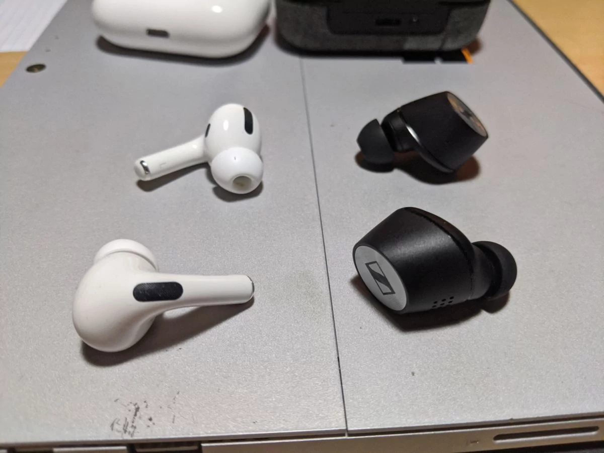 Sennheiser Momentum True Wireless (6).jpg