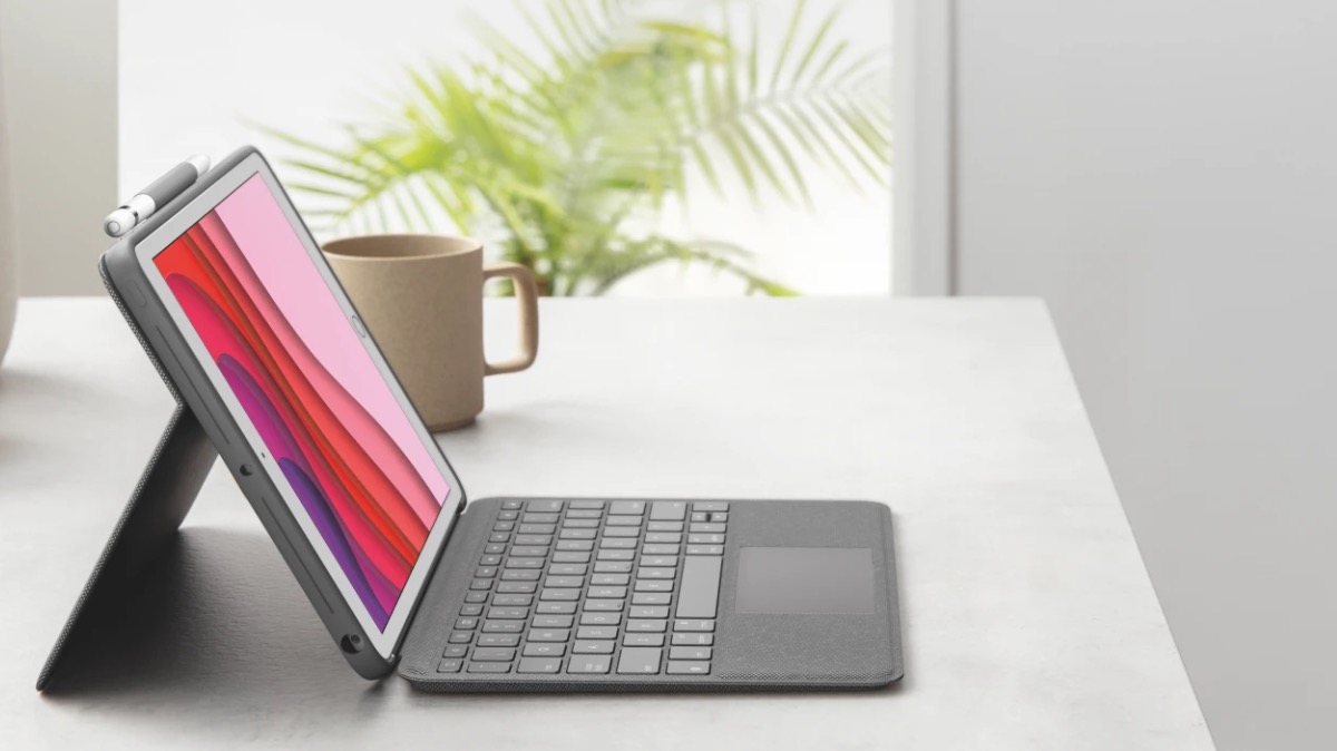 Logitech dévoile un nouvel étui-clavier pour iPad, et il dispose également d'un trackpad