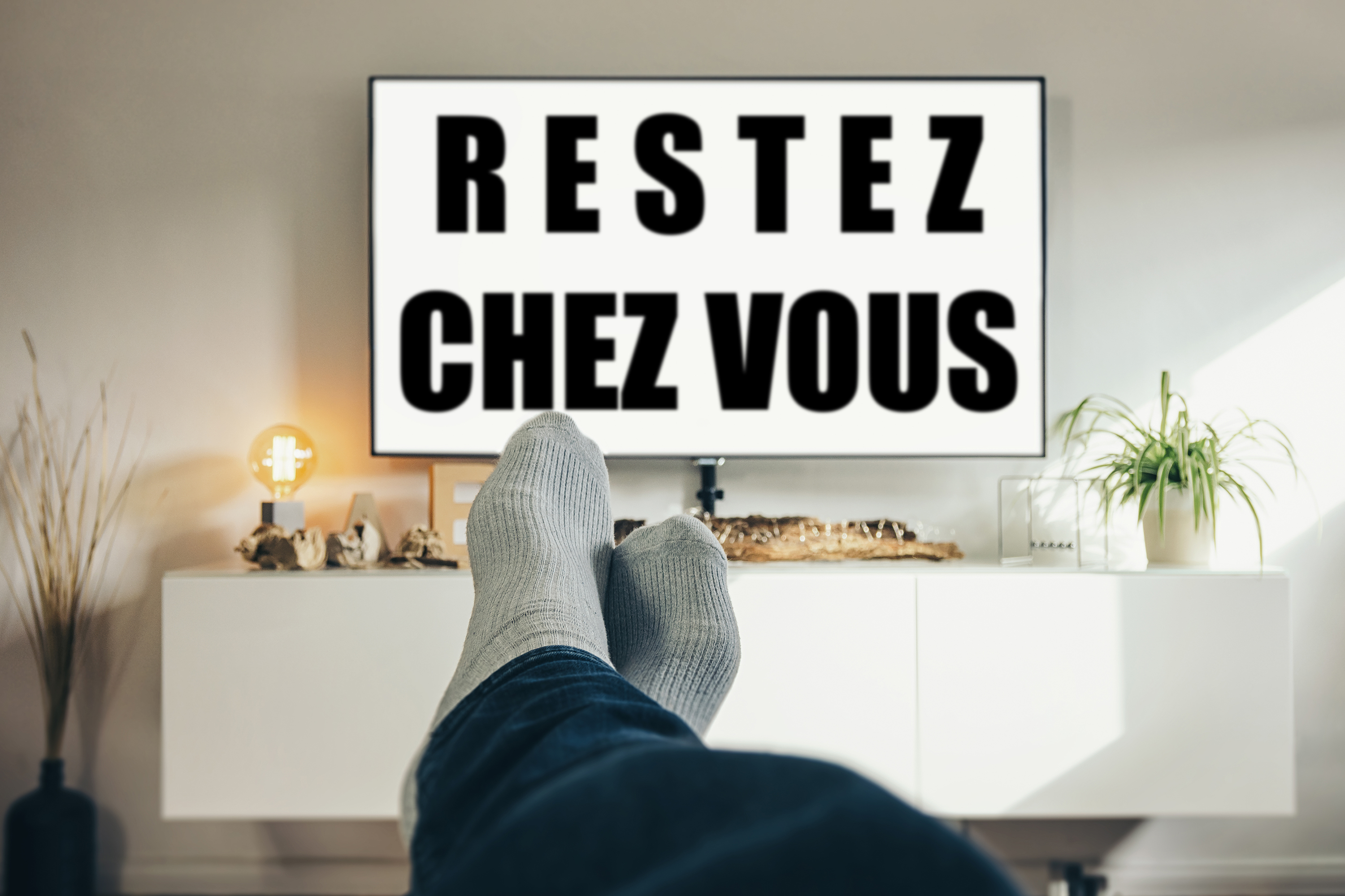 RESTEZ CHEZ VOUS ! On a de quoi vous occuper...