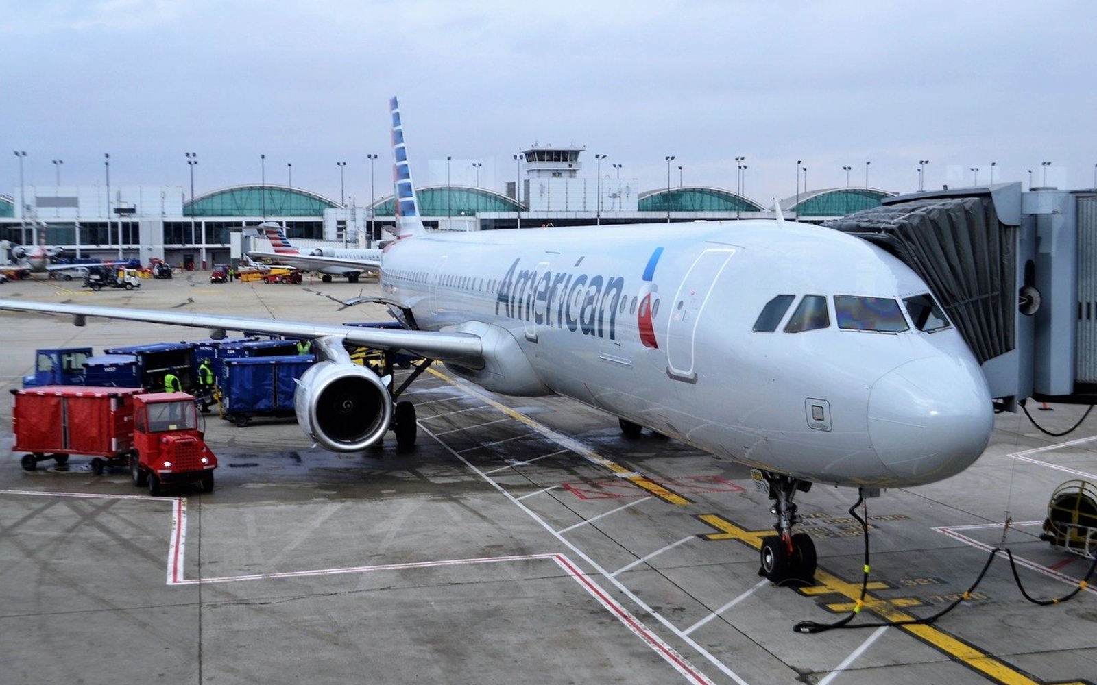 Des avions de ligne se mettent au transport de marchandises pour compenser l'absence de voyageurs