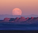 En images : les plus belles photos de la super Lune du 7 avril