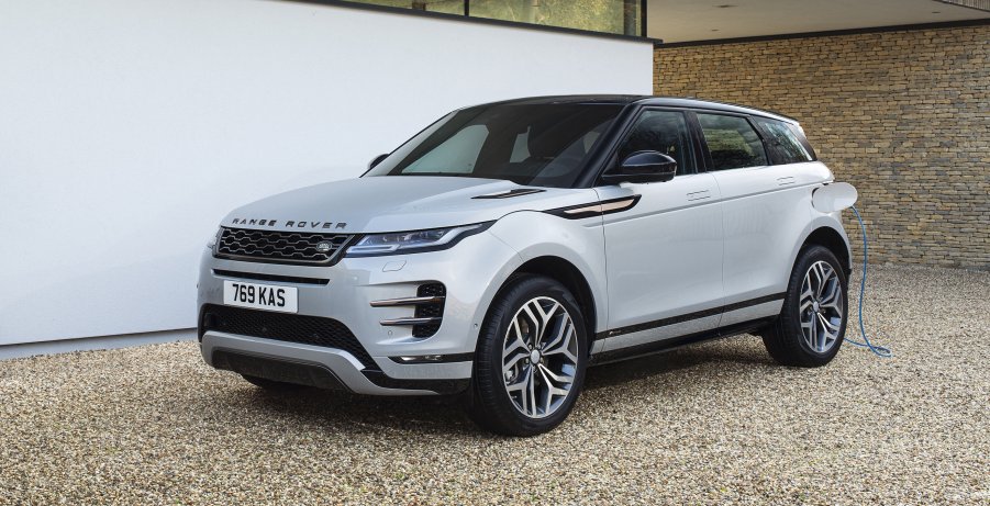 Land Rover présente ses deux modèles hybrides rechargeables