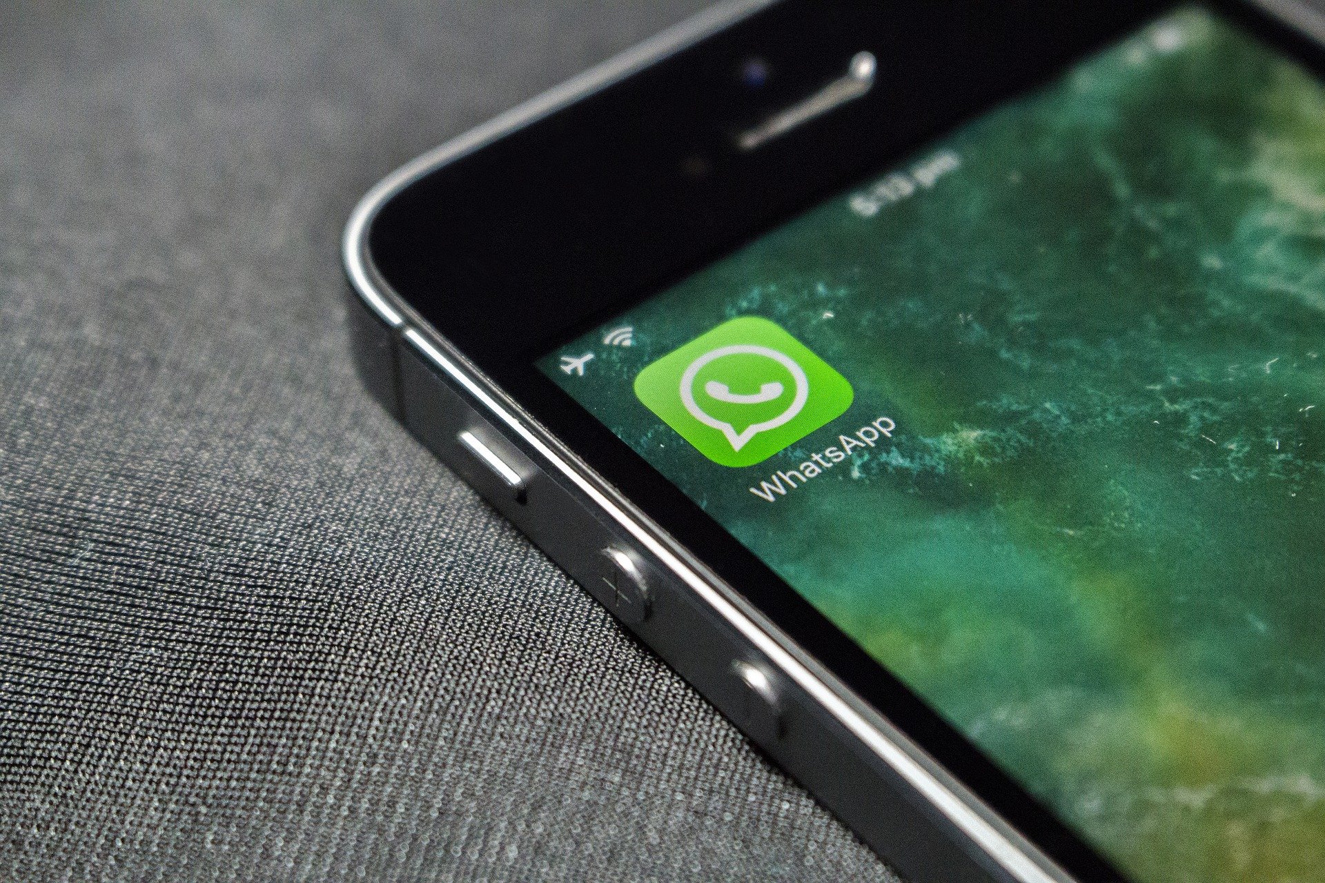 WhatsApp ne veut pas que Facebook analyse les conversations chiffrées de sa messagerie