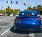 Les Tesla peuvent désormais s'arrêter automatiquement au feu rouge... Mais pas aux passages piétons