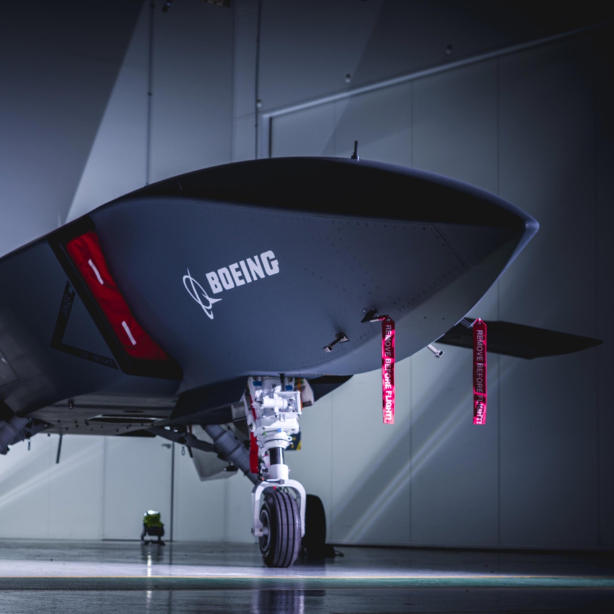 Boeing dévoile le premier prototype de son avion de combat autonome