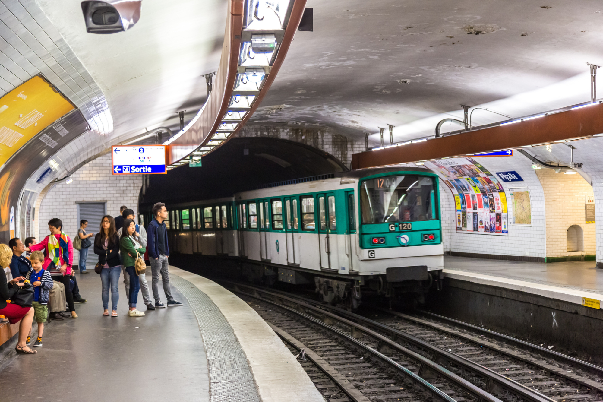 Des caméras intelligentes dans le métro parisien pour mesurer le taux de port du masque