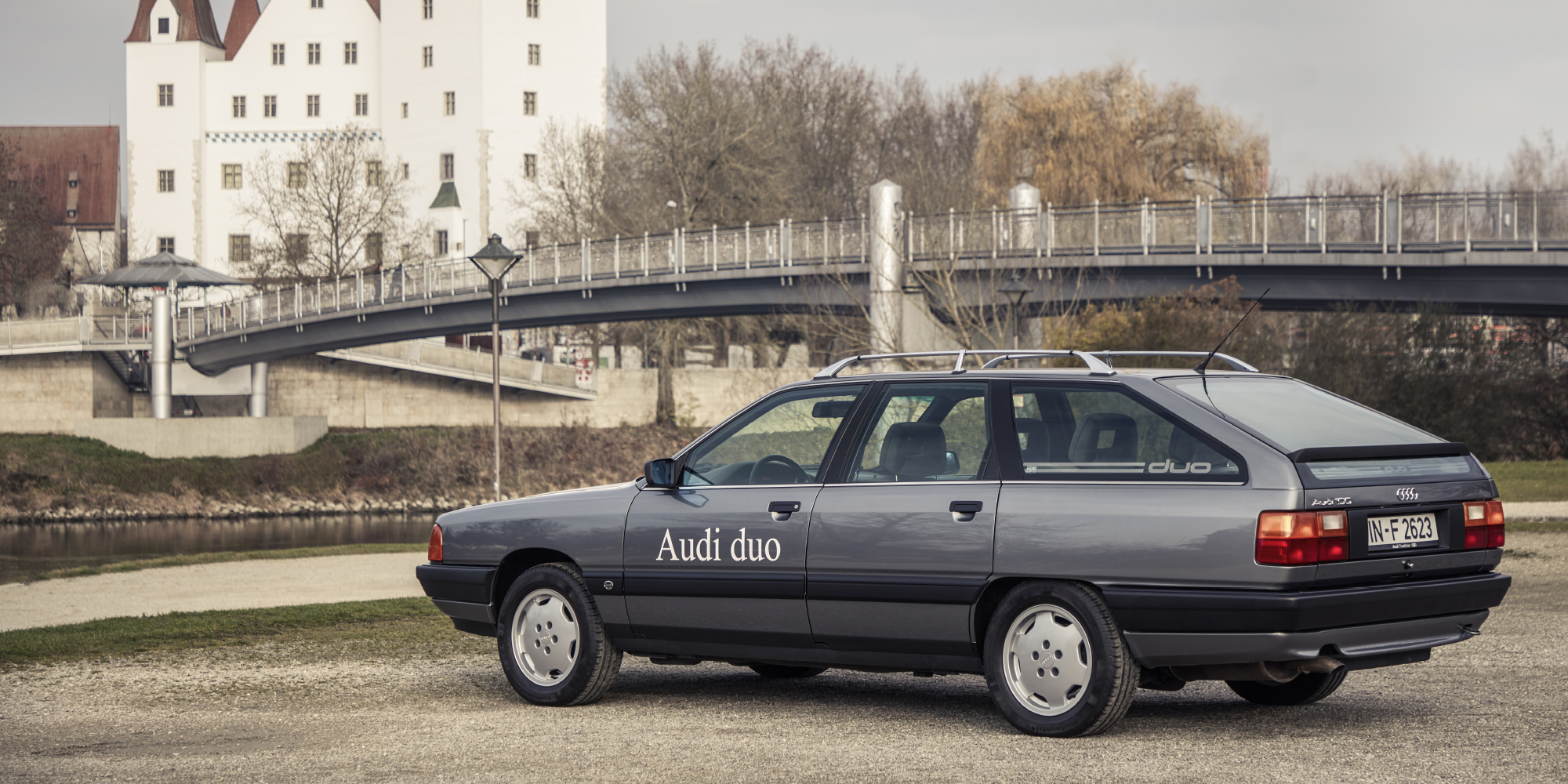 La première Audi hybride rechargeable date de... 1989 !