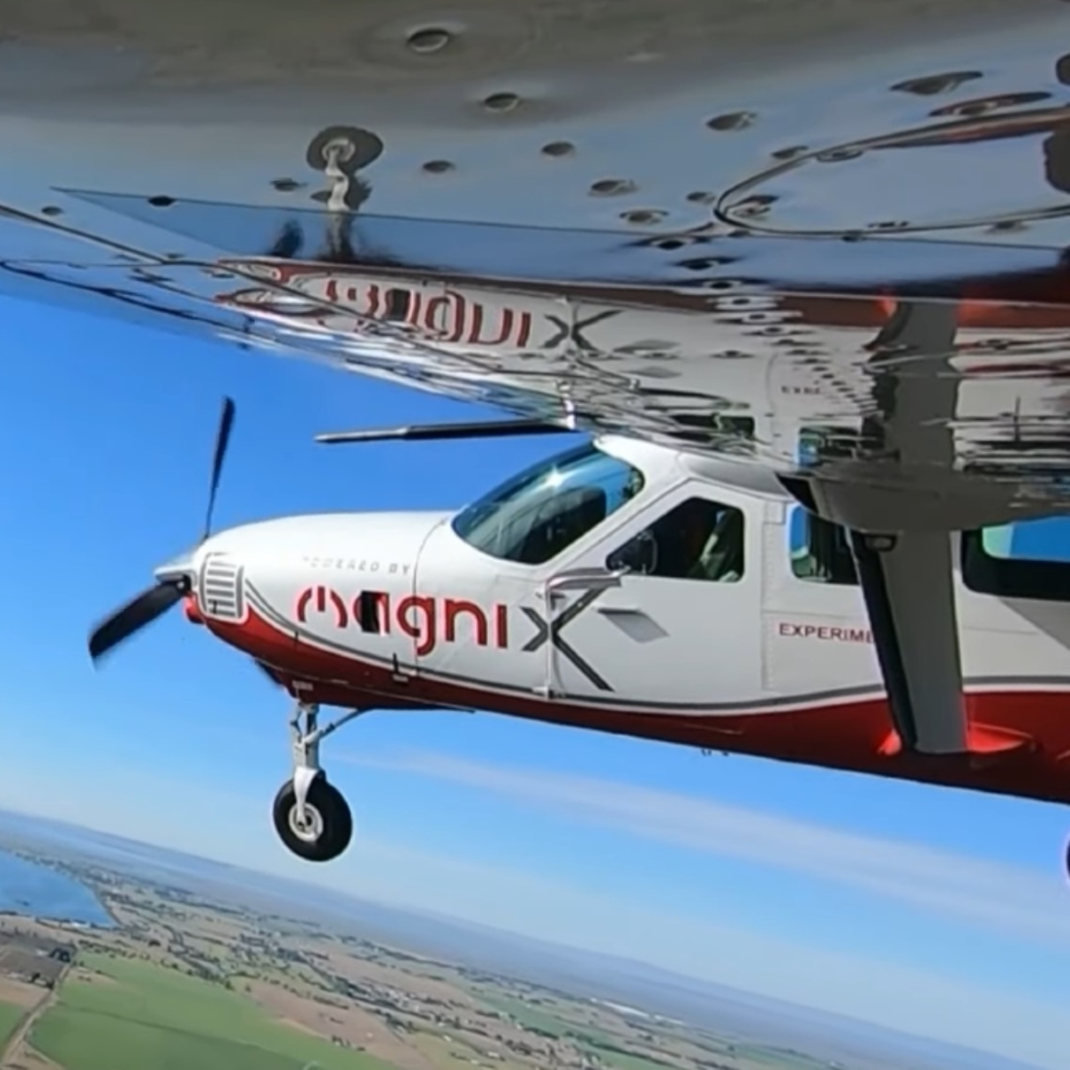 Le plus gros avion électrique de la planète a réussi son premier vol