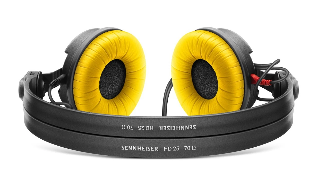 Sennheiser coupe le fil de son mythique casque HD 25