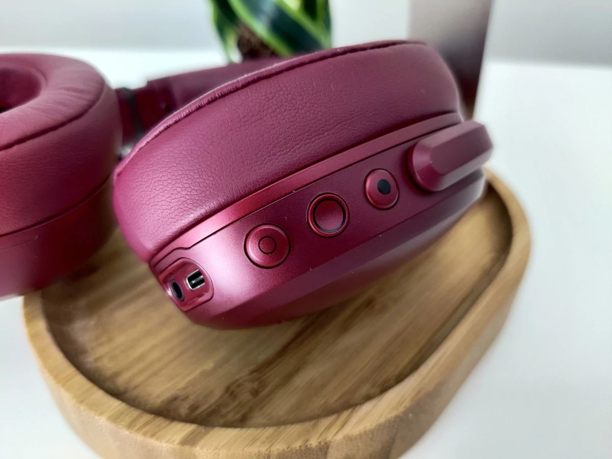 Skullcandy Crusher ANC - Contrôles droit