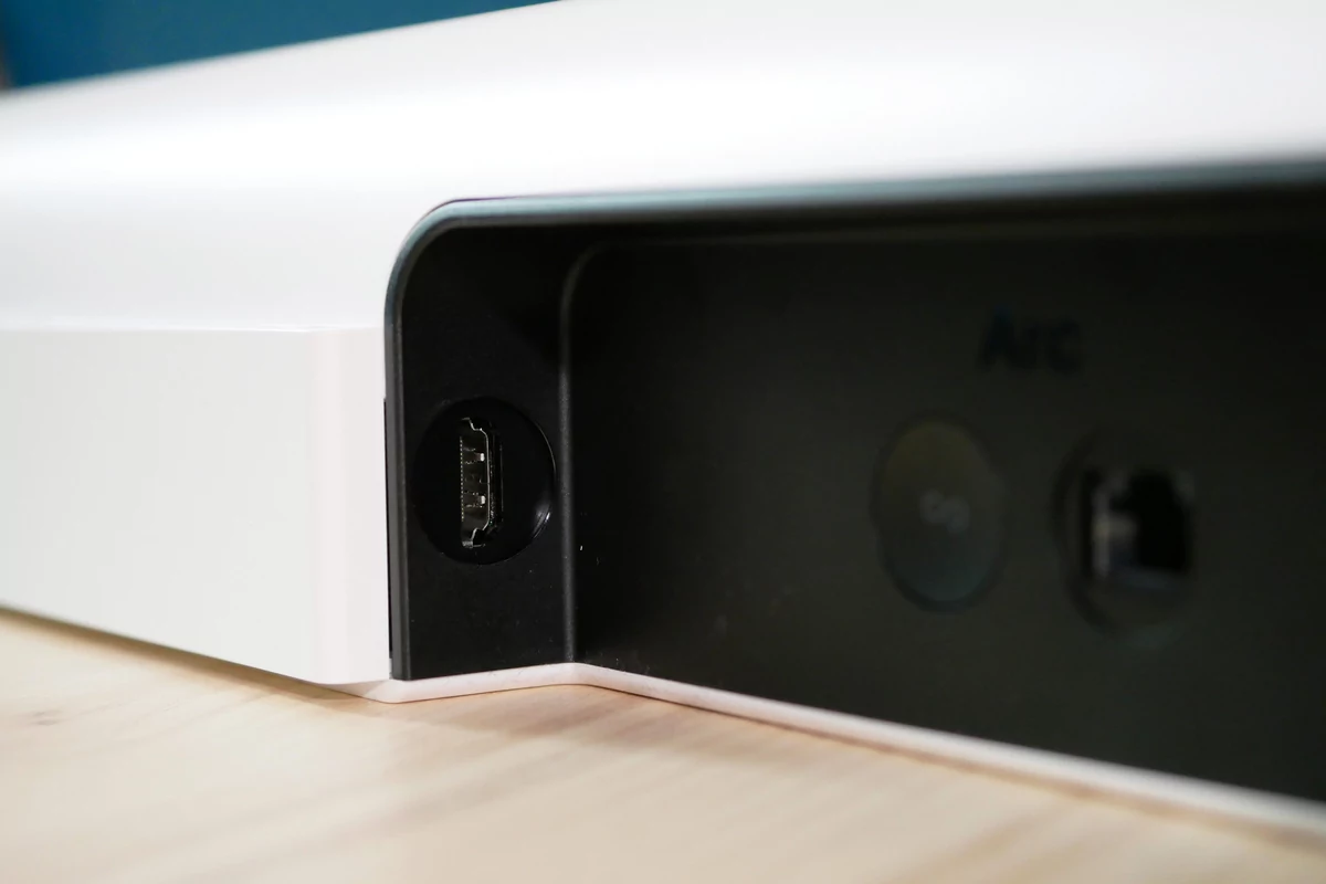 sonos-arc-06-arriere.jpg