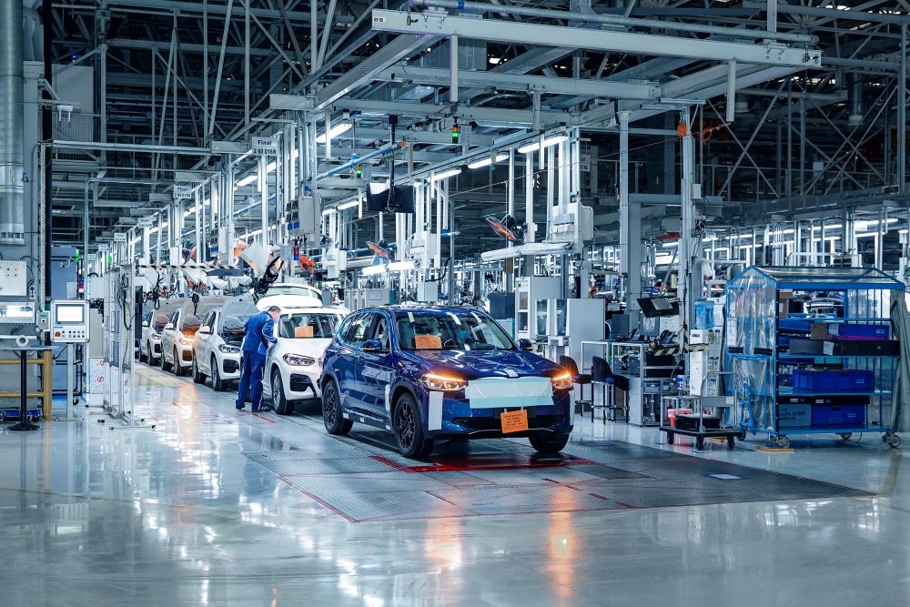 Le BMW iX3 électrique entre en pré-production : début des livraisons fin 2020