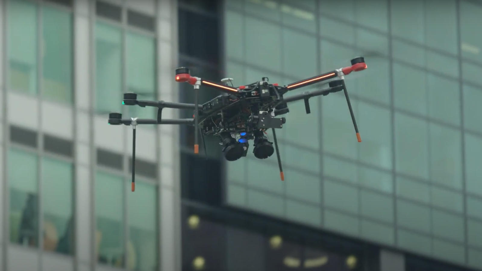 Aux USA, des drones sont capables de surveiller le respect de la distanciation physique