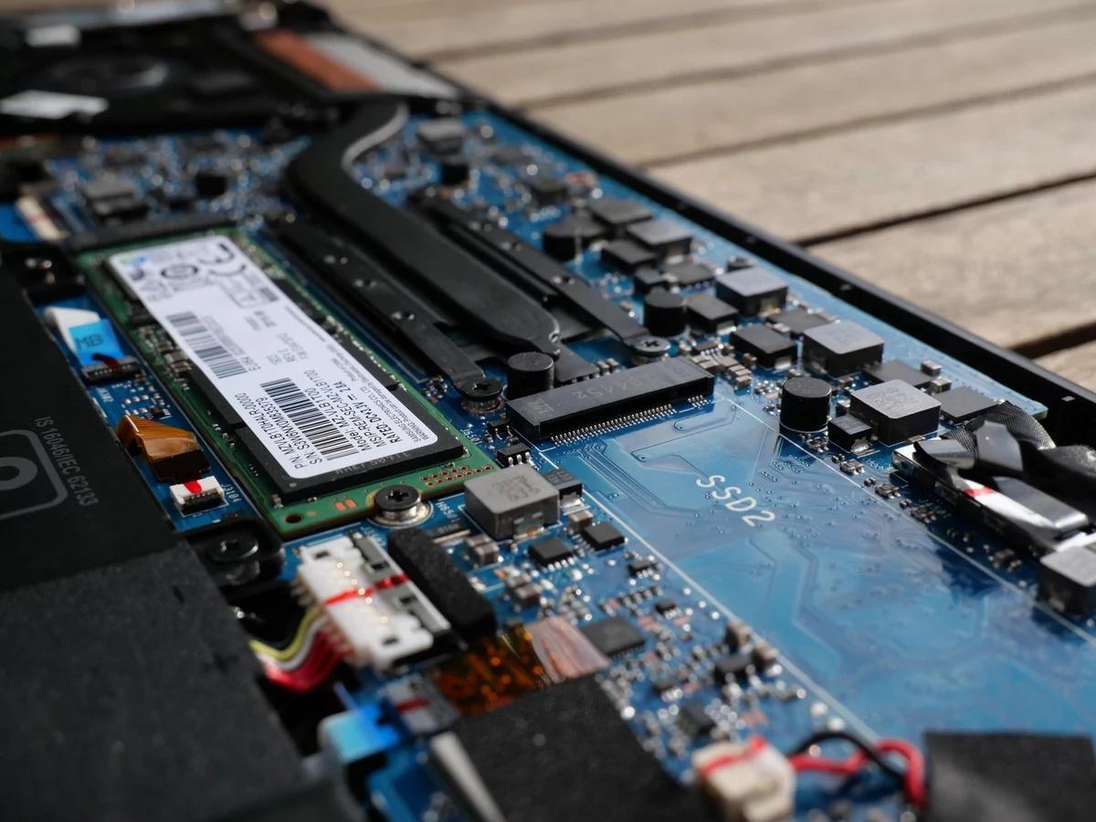 ASUS-ExpertBook_5626-min.JPG