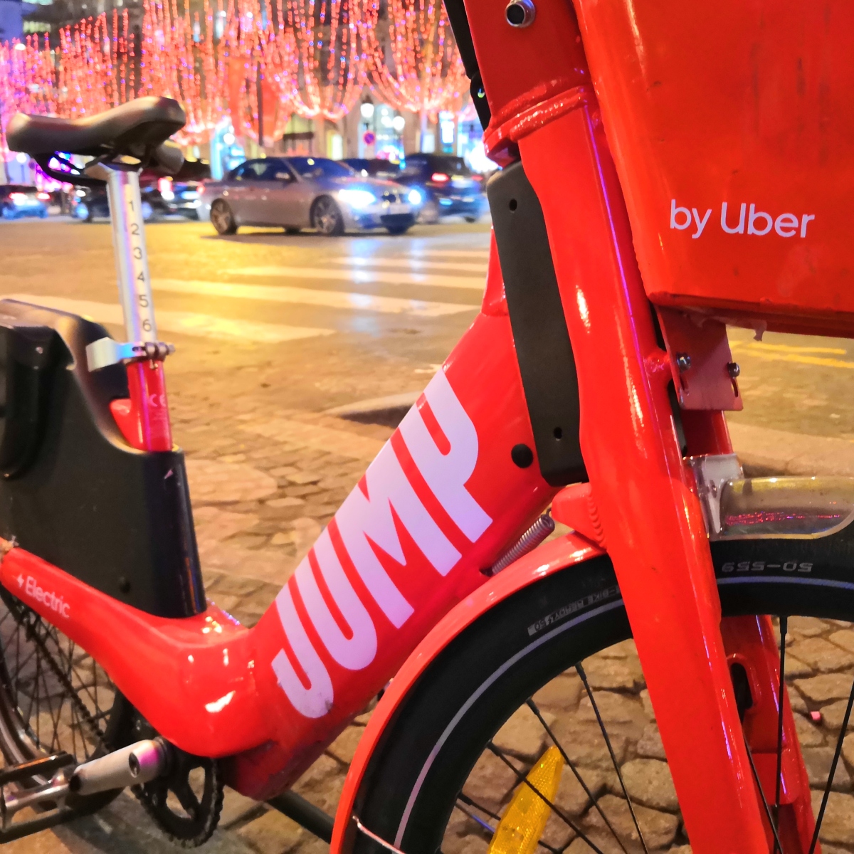 Les vélos et trottinettes Jump disparaissent de Paris, et vont revenir sous l'étiquette Lime