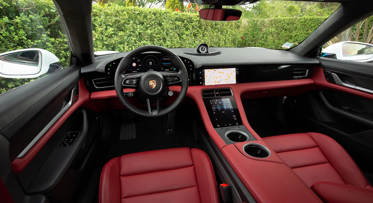 Porsche Taycan, l'infotainement © Porsche