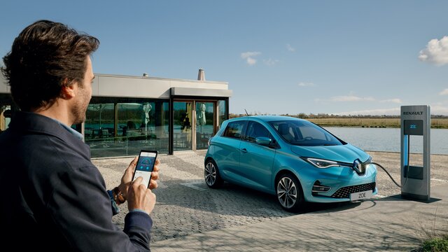 Legrand recharge facilement la Renault Zoé