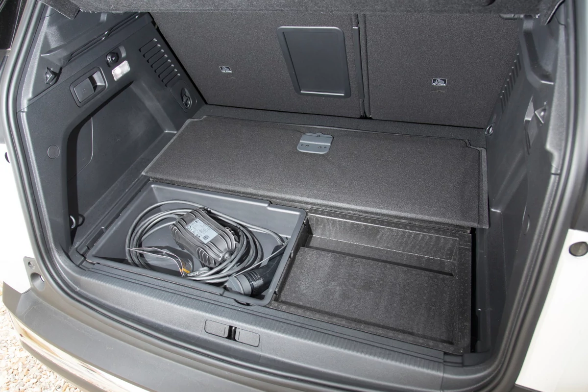 Peugeot 3008 Hybrid4 © Camille Pinet