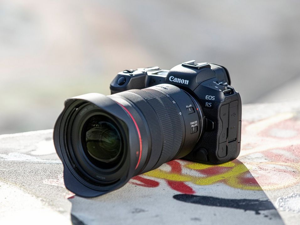 Les Canon EOS R5 et R6 sont disponibles en précommande : on fait le tour des spécificités