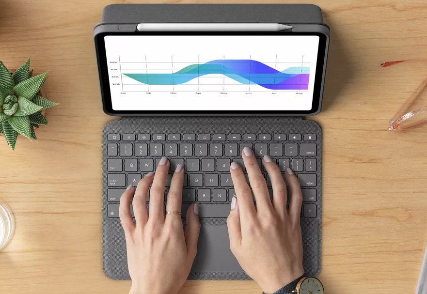 Logitech Folio Touch pour iPad Pro : un Magic Keyboard ... à 159 euros !